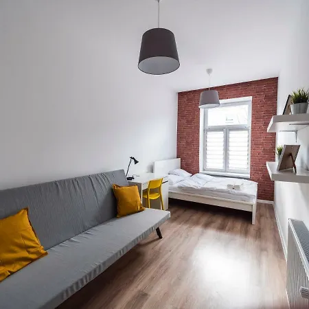 Hotel apartamentowy Royal Jaracza 15
